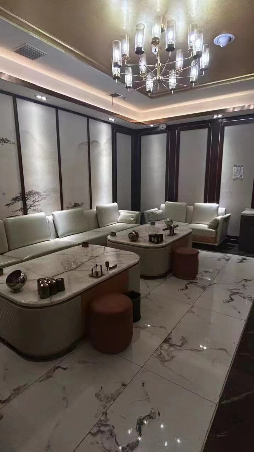 豪华包厢内部环境